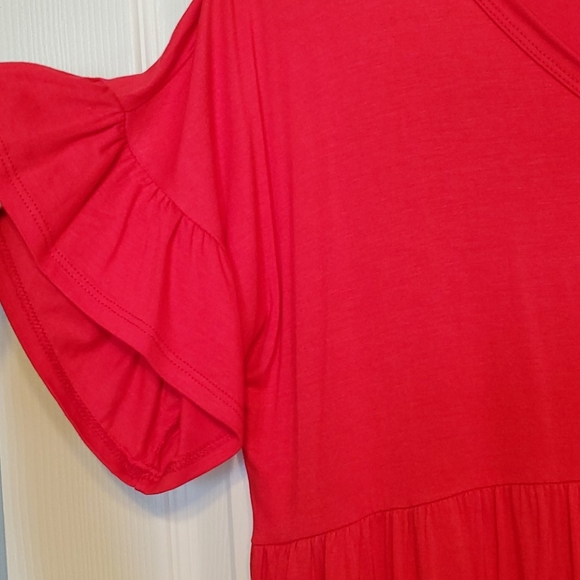 Red casual dress - Picture 2 of 4